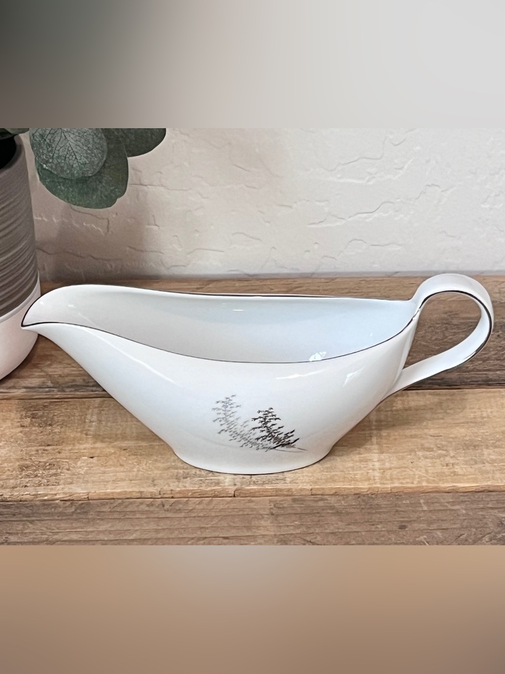Vintage Fukagawa Arita Hand Painted Pattern 714 Creamer Pitcher